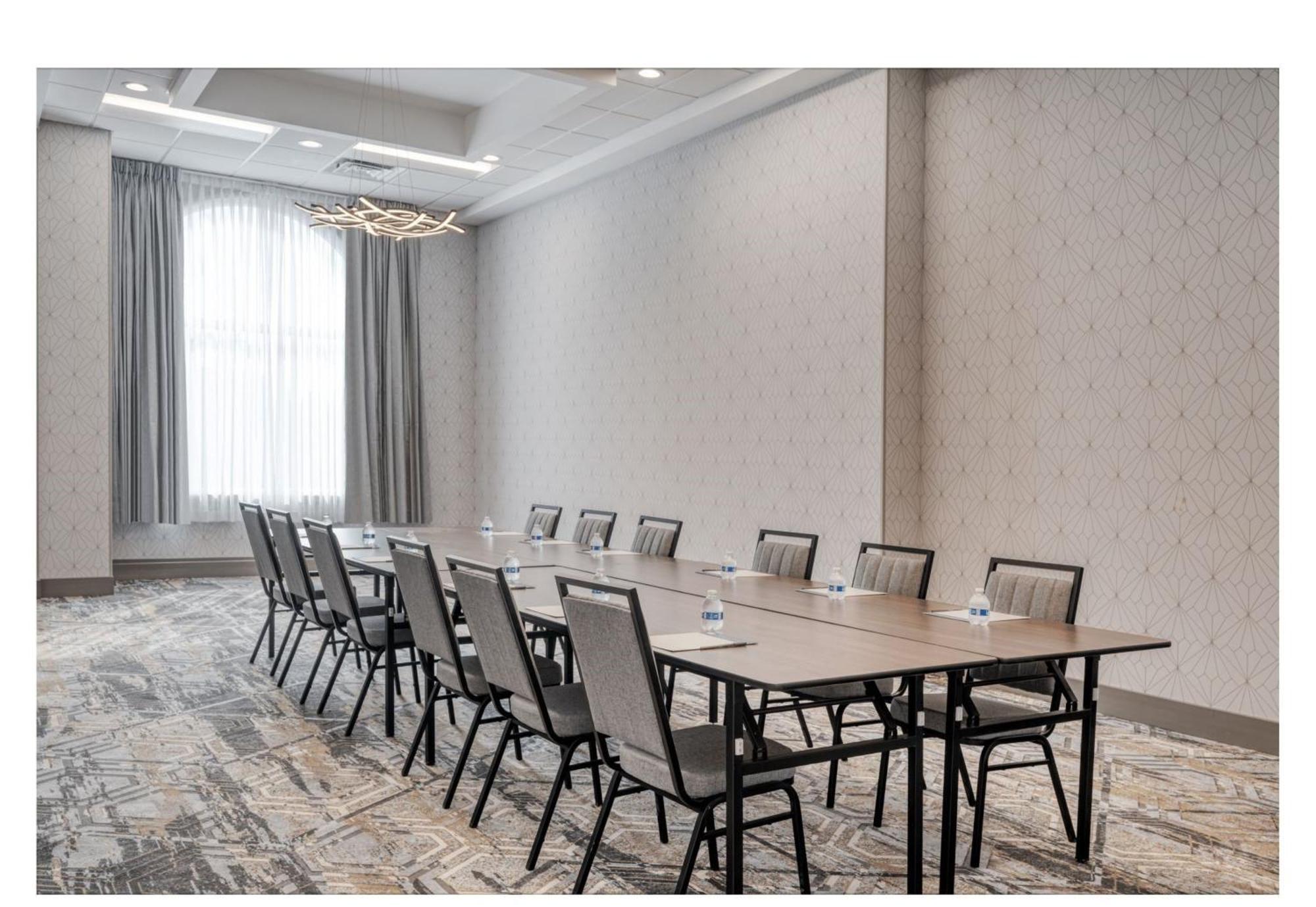 Holiday Inn Express Federal Way - Seattle South By Ihg Exterior photo